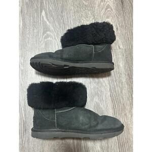 UGG Classic Tall II Boots Women's Sz 6 Black Sheepskin